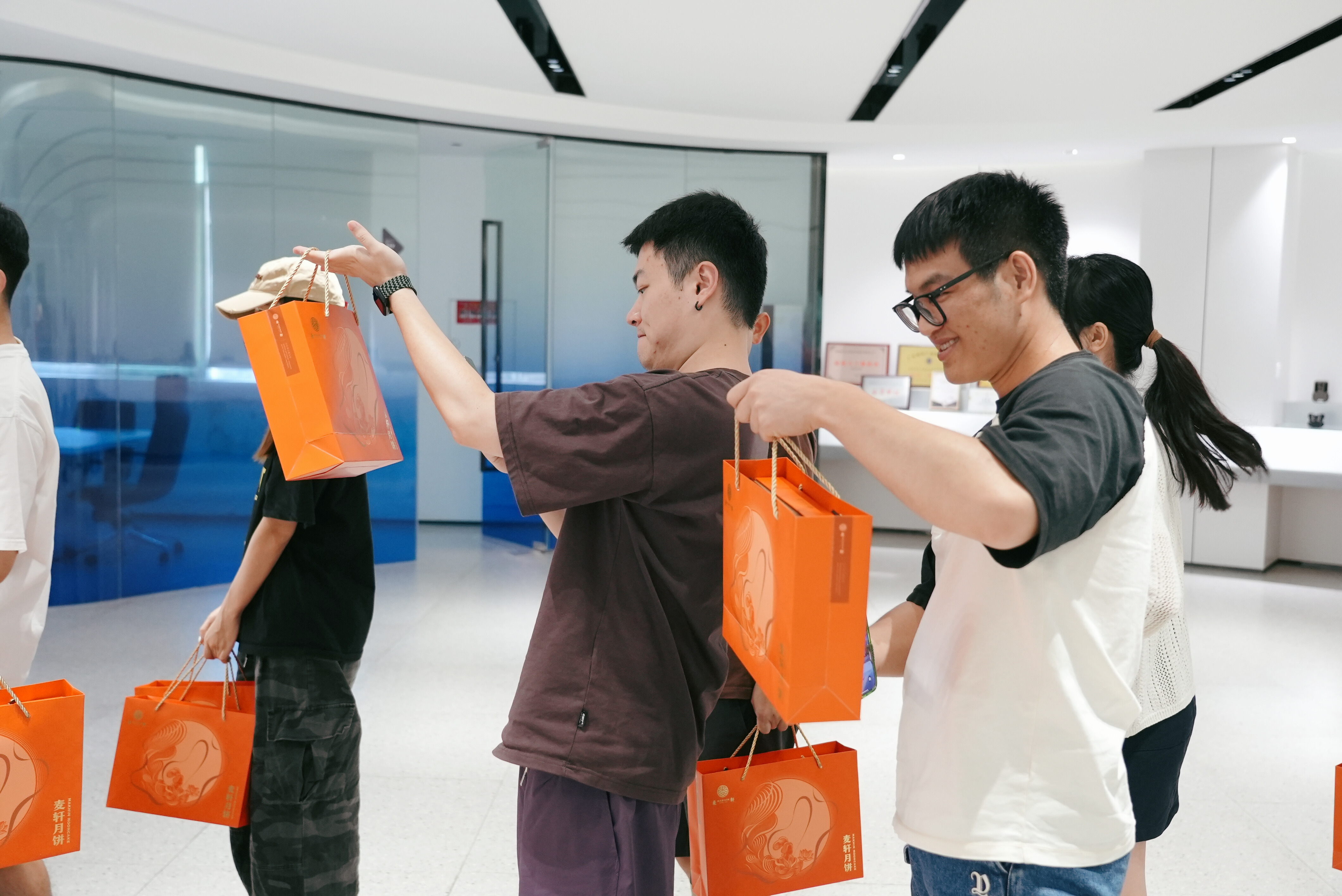 1759989089869187.jpg 3_看图王.jpg